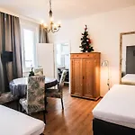 Living Eden By We Rent, Summercard Included צל-אם-זי