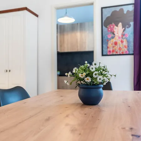 Living Eden By We Rent, Summercard Included Apartman