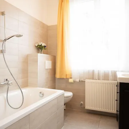 Apartment Living Eden By We Rent, Summercard Included *