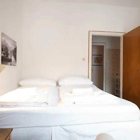 Apartment Living Eden By We Rent, Summercard Included