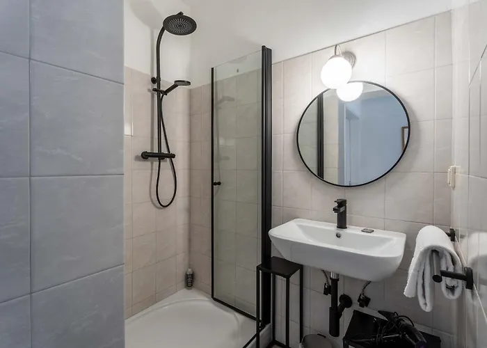 Appartement Living Eden By We Rent, Summercard Included