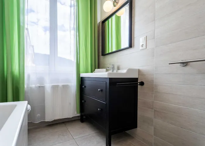 Living Eden By We Rent, Summercard Included Apartman