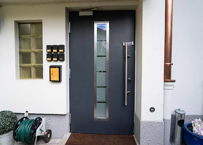 Living Eden By We Rent, Summercard Included Apartman